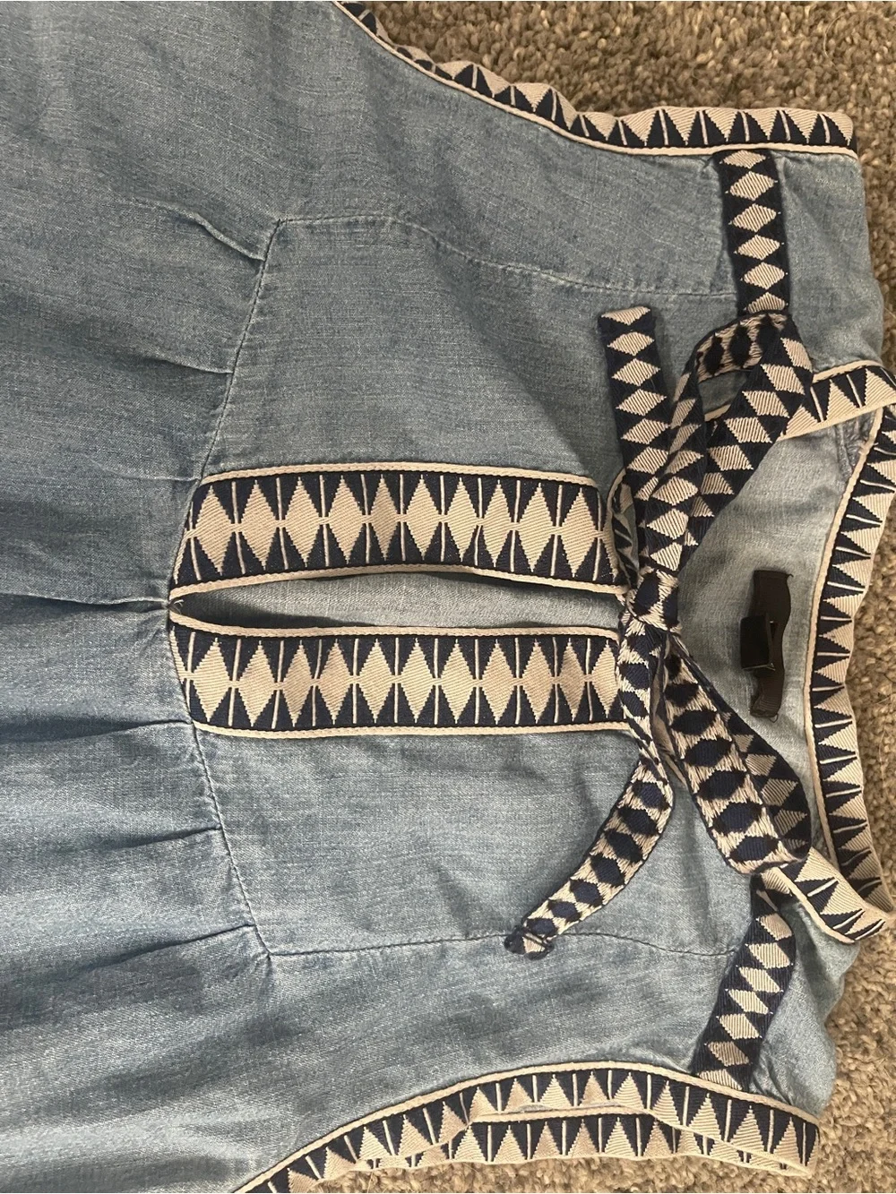 J.Crew Chambray Shift Dress 100% cotton Blue Embroidered Trim Sleeveless Size 6
